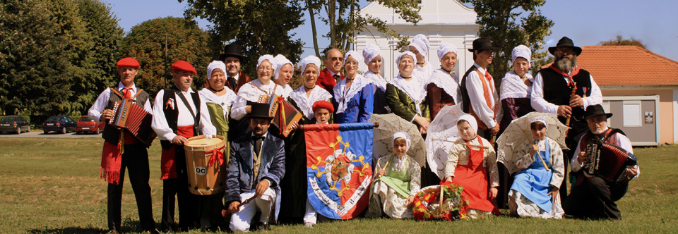 La farandole biterroise, photo de groupe n°1