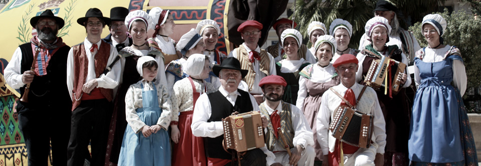 La farandole biterroise, photo de groupe n°6